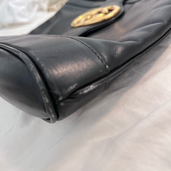 Authentic Gucci Vintage Black Calf Leather GG Shoulder bag - Picture 6 of 8